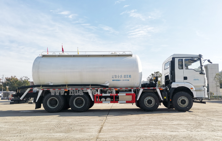 8x4陜汽德龍M3000系列SGZ5311GFLSX6型粉罐車(chē)|18立方油田專(zhuān)用下灰罐車(chē)（上置空壓機(jī)）