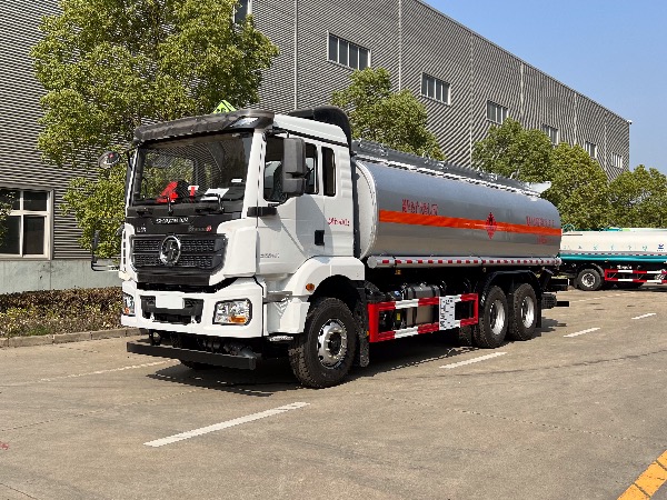 新款6x4陜汽德龍M3000 S版易燃液體罐式運(yùn)輸車(chē)/陜汽牌SCS5263GRYSX6型18-20立方原油專用運(yùn)輸罐車(chē)